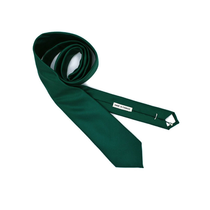 Voici la cravate So Green de la Brigade du Noeud.